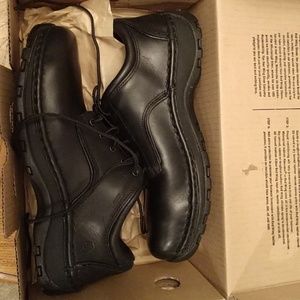 Mens size 7 Steel Toed Shoes